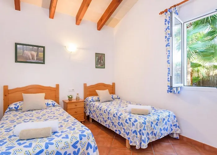 Mango By Cala 'n Bosch